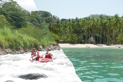 White Water Rafting / Tortuga Island Paradise, GoCostaRicaFishing.com