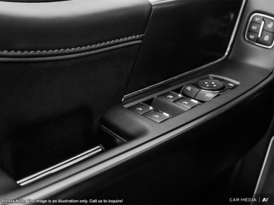2025 Ford F-150 Platinum - Image 15
