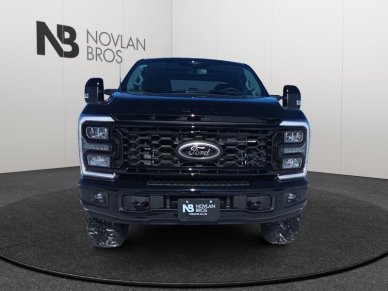 2025 Ford F-250 Super Duty LARIAT  - Moonroof - Image 7