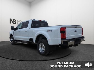 2025 Ford F-350 Super Duty LARIAT  - Premium Audio - Image 2