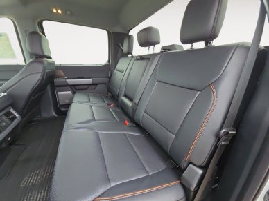 2025 Ford F-350 Super Duty LARIAT  - Premium Audio - Image 12