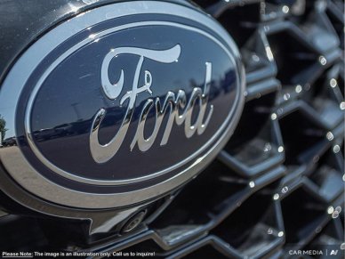2025 Ford Explorer ST - Image 8