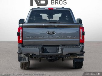 2025 Ford F-350 Super Duty LARIAT  - Premium Audio - Image 4