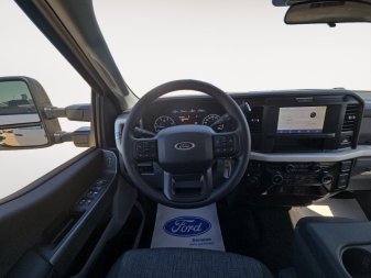 2025 Ford F-350 Super Duty XLT  - Diesel Engine - Image 11