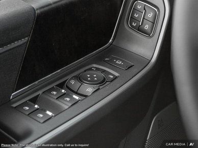 2025 Ford F-350 Super Duty LARIAT  - Premium Audio - Image 13