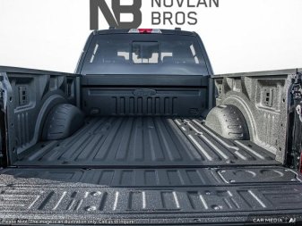 2025 Ford F-350 Super Duty LARIAT  - Premium Audio - Image 6