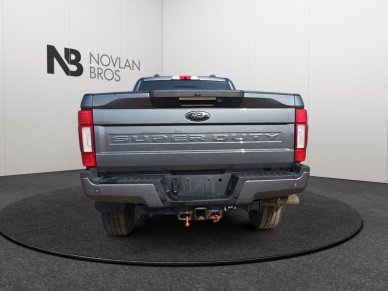2022 Ford F-350 Super Duty Lariat  - Power Stroke - Image 6