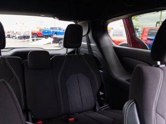 2022 CHRYSLER Pacifica Touring - Image 19