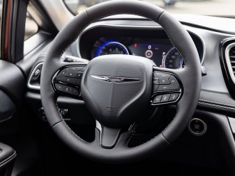 2022 CHRYSLER Pacifica Touring - Image 22