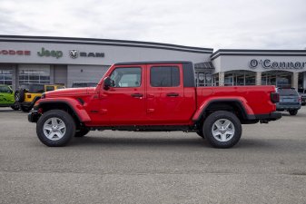 2022 JEEP Gladiator Sport S - Image 2