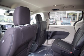 2022 CHRYSLER Grand Caravan SXT - Image 10