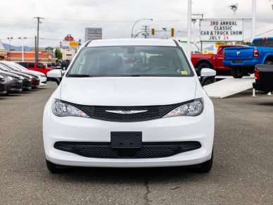2022 CHRYSLER Grand Caravan SXT - Image 1
