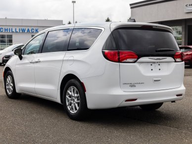 2022 CHRYSLER Grand Caravan SXT - Image 4