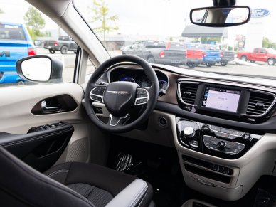 2022 CHRYSLER Grand Caravan SXT - Image 21