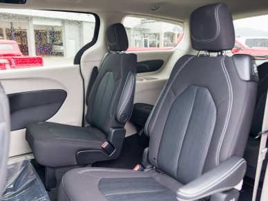 2022 CHRYSLER Grand Caravan SXT - Image 17