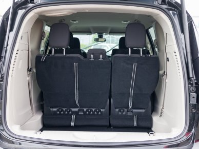 2022 CHRYSLER Grand Caravan SXT - Image 26