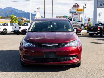 2022 CHRYSLER Grand Caravan SXT - Image 1