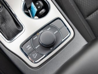 2022 JEEP Grand Cherokee WK Laredo - Image 14