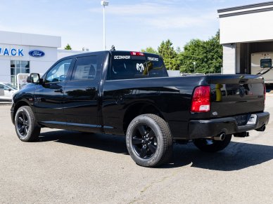 2022 RAM 1500 Classic SLT - Image 4