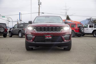 2022 JEEP All-New Grand Cherokee Limited - Image 2