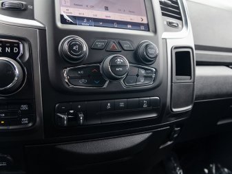 2022 RAM 1500 Classic Warlock - Image 14