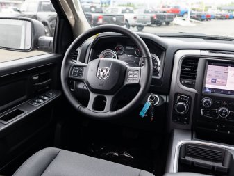 2022 RAM 1500 Classic Night Edition - Image 20
