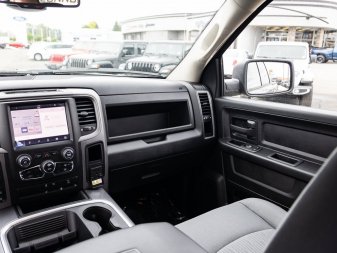 2022 RAM 1500 Classic Night Edition - Image 22