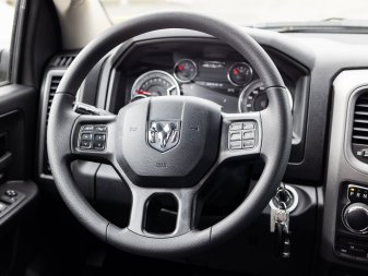2022 RAM 1500 Classic Night Edition - Image 21