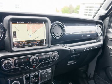 2022 JEEP Wrangler Unlimited Sport Altitude - Image 11