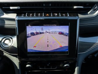 2022 JEEP All-New Grand Cherokee Laredo - Image 15