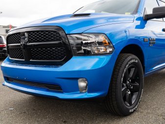 2022 RAM 1500 Classic Night Edition - Image 9