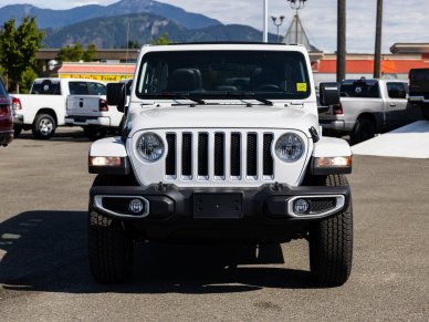 2022 JEEP Wrangler Unlimited Sahara - Image 1