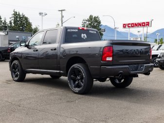 2022 RAM 1500 Classic Night Edition - Image 4