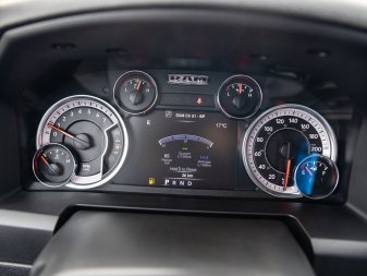 2022 RAM 1500 Classic Night Edition - Image 16