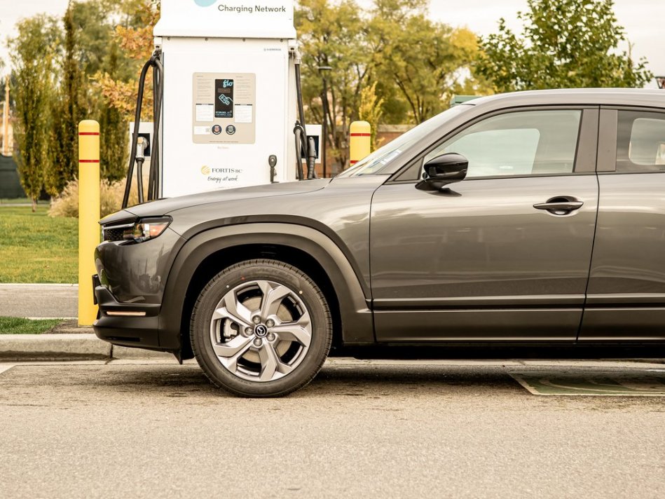 MAZDA MX-30 GS JM1DRACB3N0100241 55804