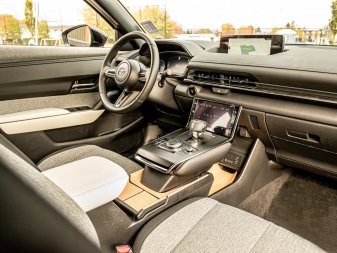 MAZDA MX-30 GS JM1DRACB3N0100241 55819