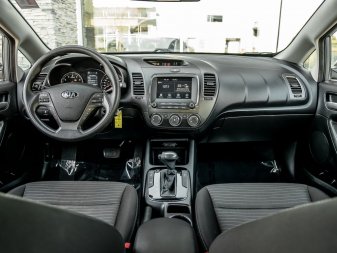 KIA Forte LX 3KPFL4A71JE211026 59050