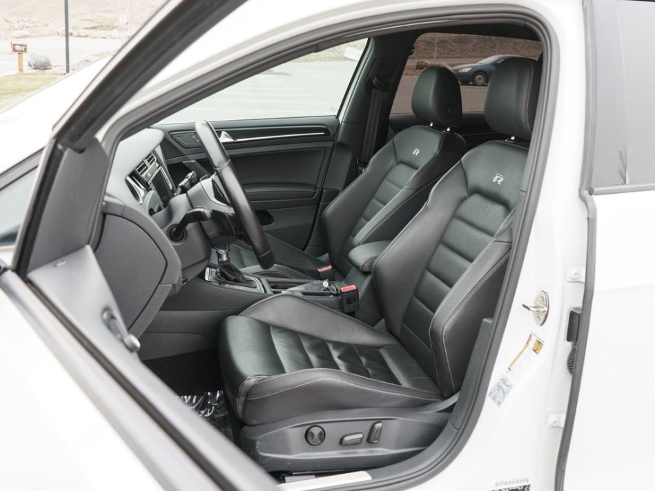 VOLKSWAGEN Golf R BASE WVWLF7AU1GW112402 59958