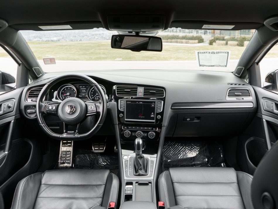 VOLKSWAGEN Golf R BASE WVWLF7AU1GW112402 59960