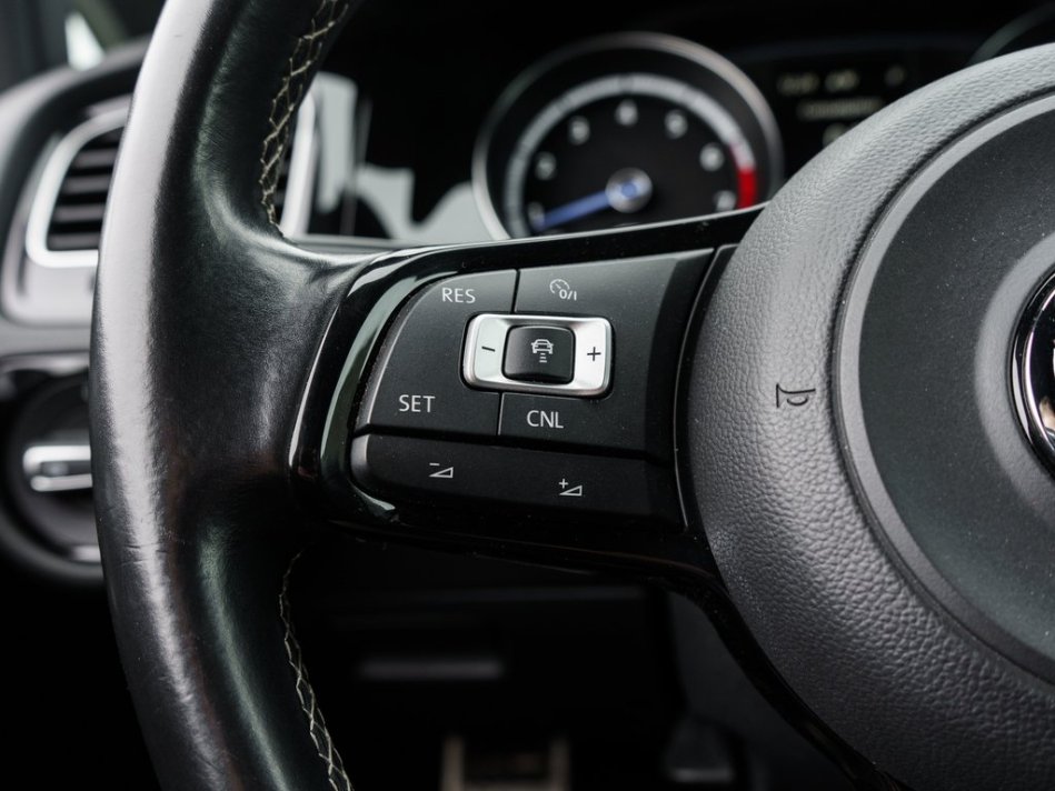 VOLKSWAGEN Golf R BASE WVWLF7AU1GW112402 59970