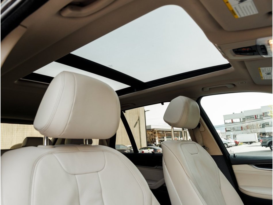 BMW X5 XDRIVE35I 5UXKR0C58E0K48881 61421