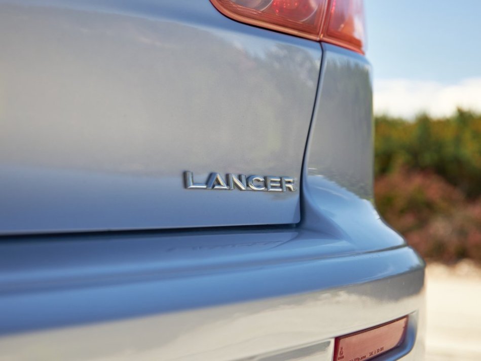 MITSUBISHI Lancer DE JA3AU16U19U603939 62312