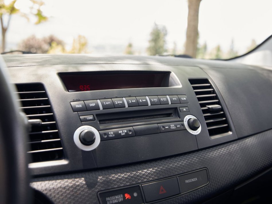 MITSUBISHI Lancer DE JA3AU16U19U603939 62326