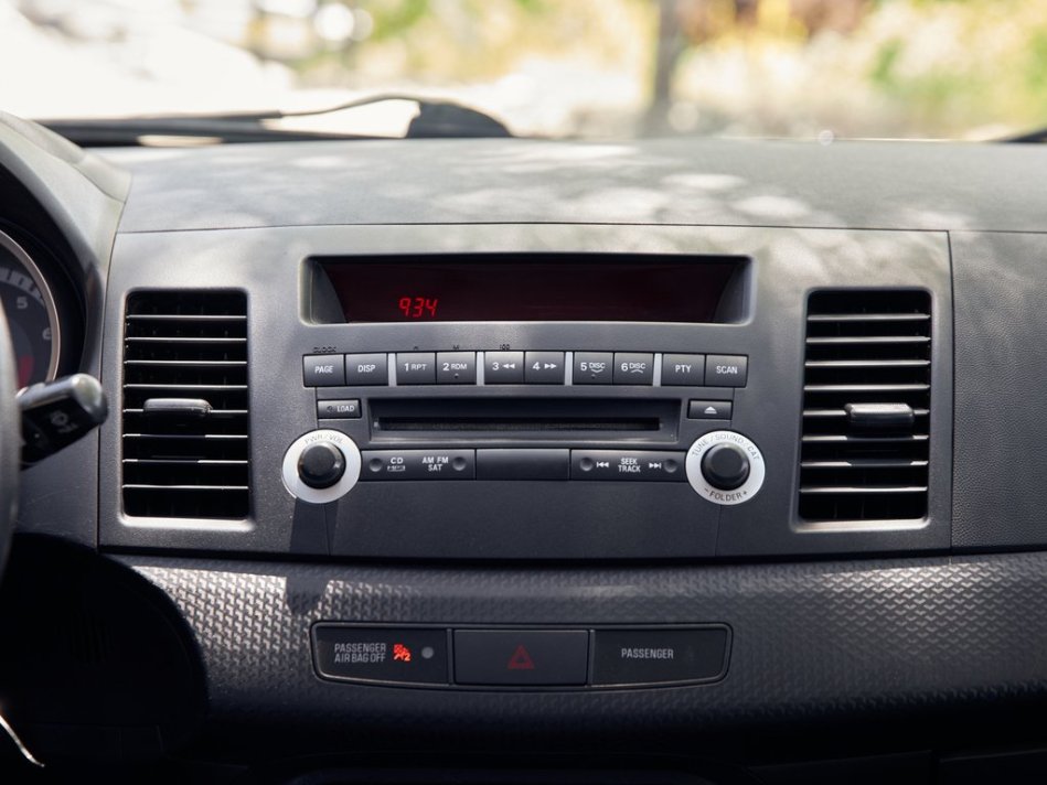 MITSUBISHI Lancer DE JA3AU16U19U603939 62327