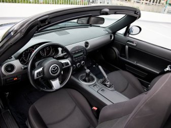 MAZDA MX-5 GX JM1NC2EF9A0210801 62470