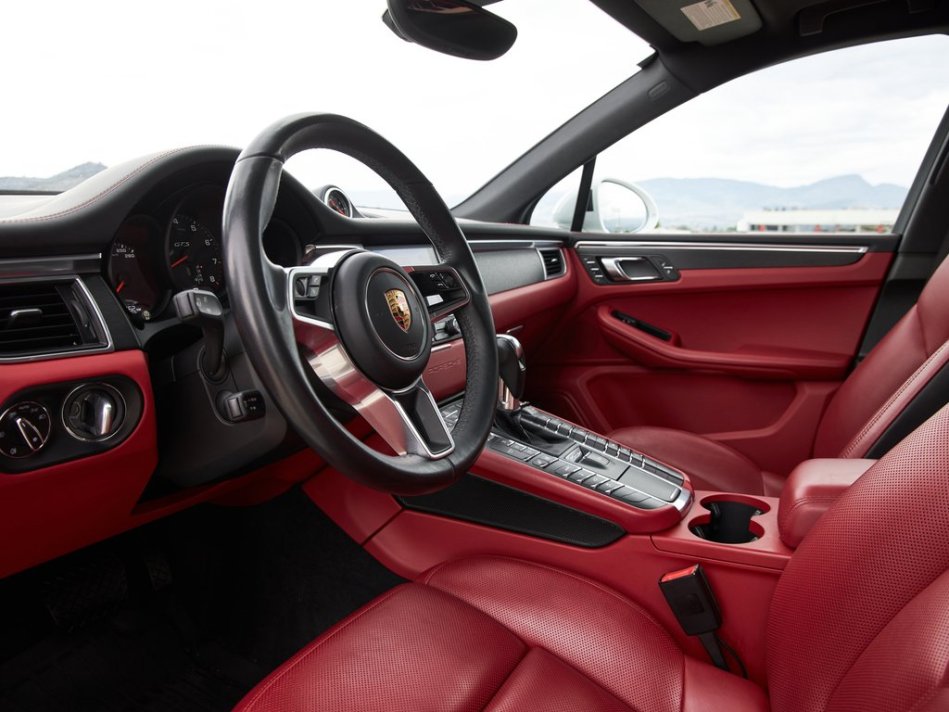 PORSCHE Macan GTS WP1AG2A53HLB55656 62495