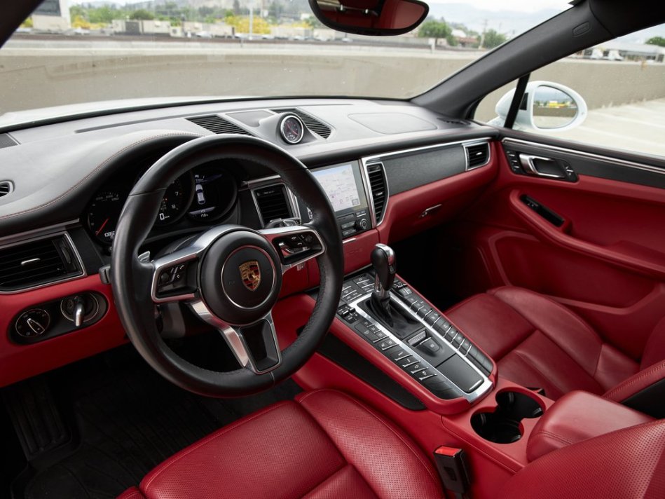 PORSCHE Macan GTS WP1AG2A53HLB55656 62496