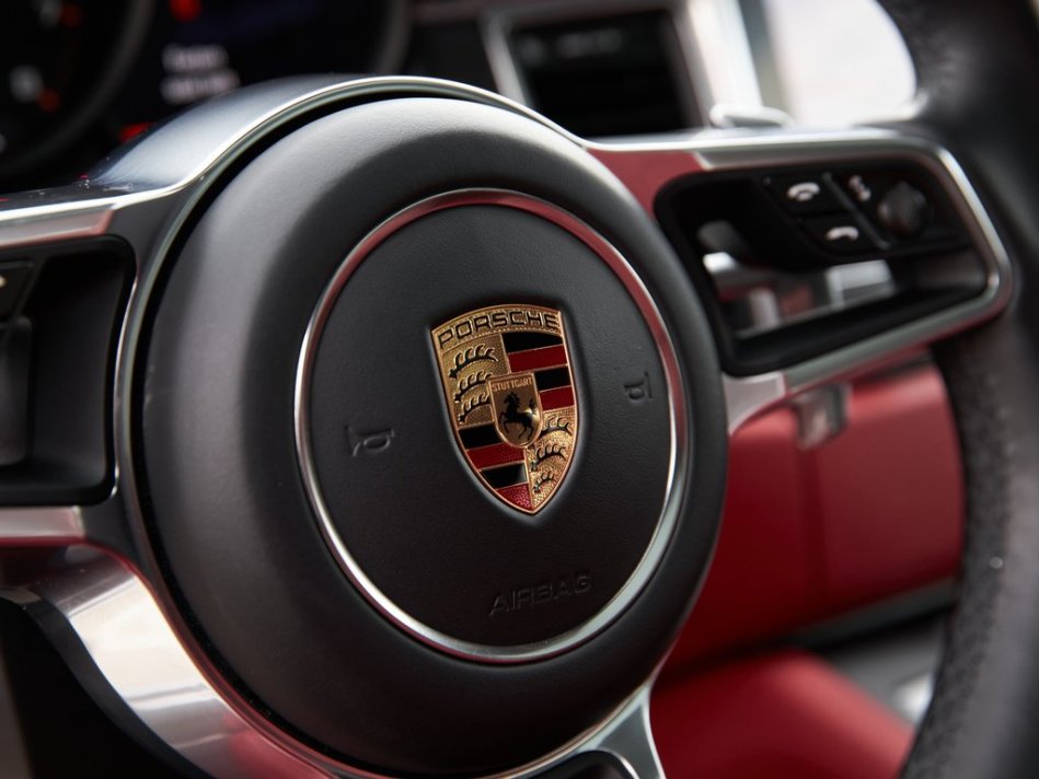 PORSCHE Macan GTS WP1AG2A53HLB55656 62497