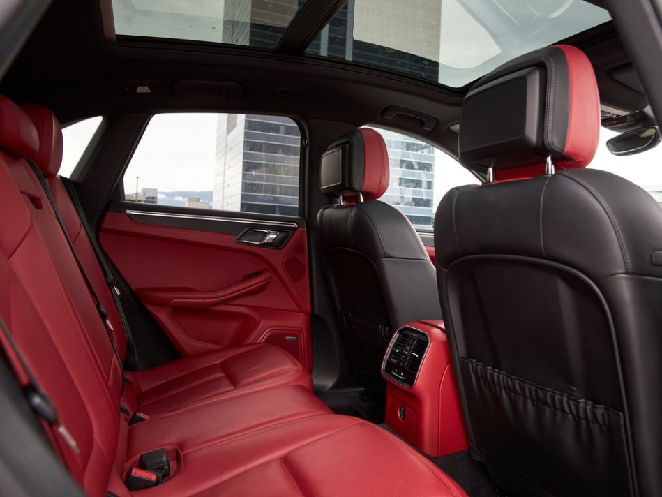 PORSCHE Macan GTS WP1AG2A53HLB55656 62504