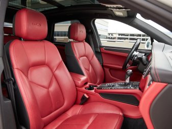 PORSCHE Macan GTS WP1AG2A53HLB55656 62502